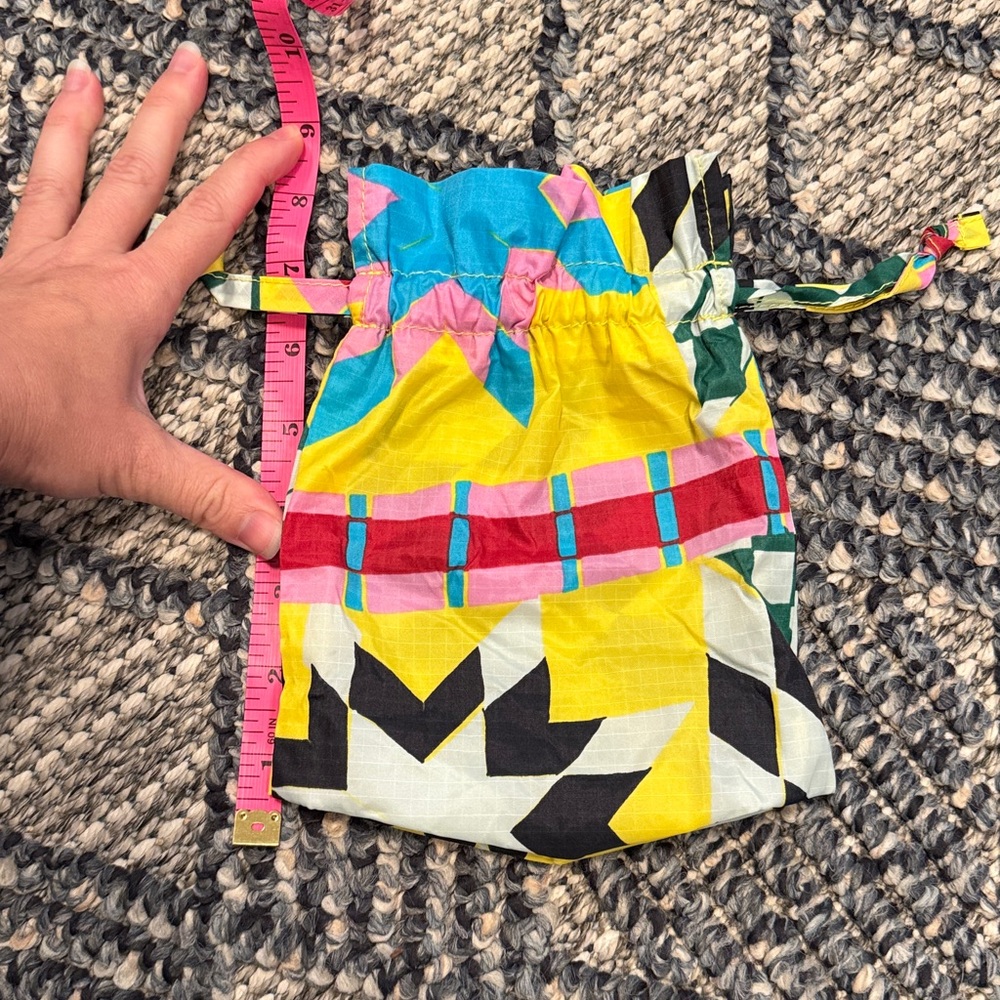 BAGGU Drawstring Colorful Geometric Print Bag - Picture 3 of 5